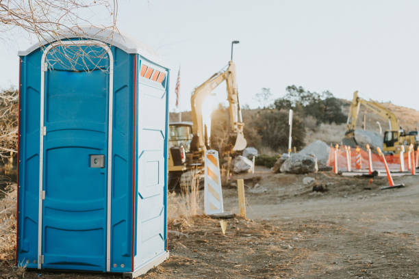 Best Porta potty rental near me  in Newark, NY